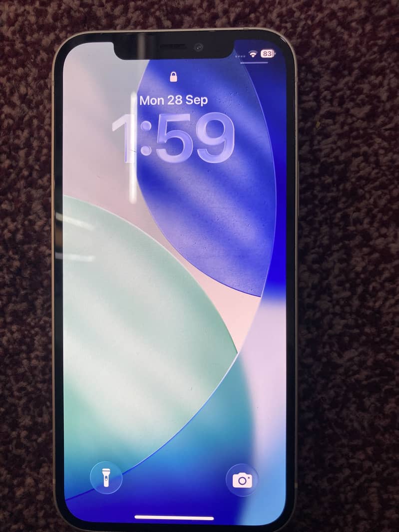 Apple iPhone 12 4