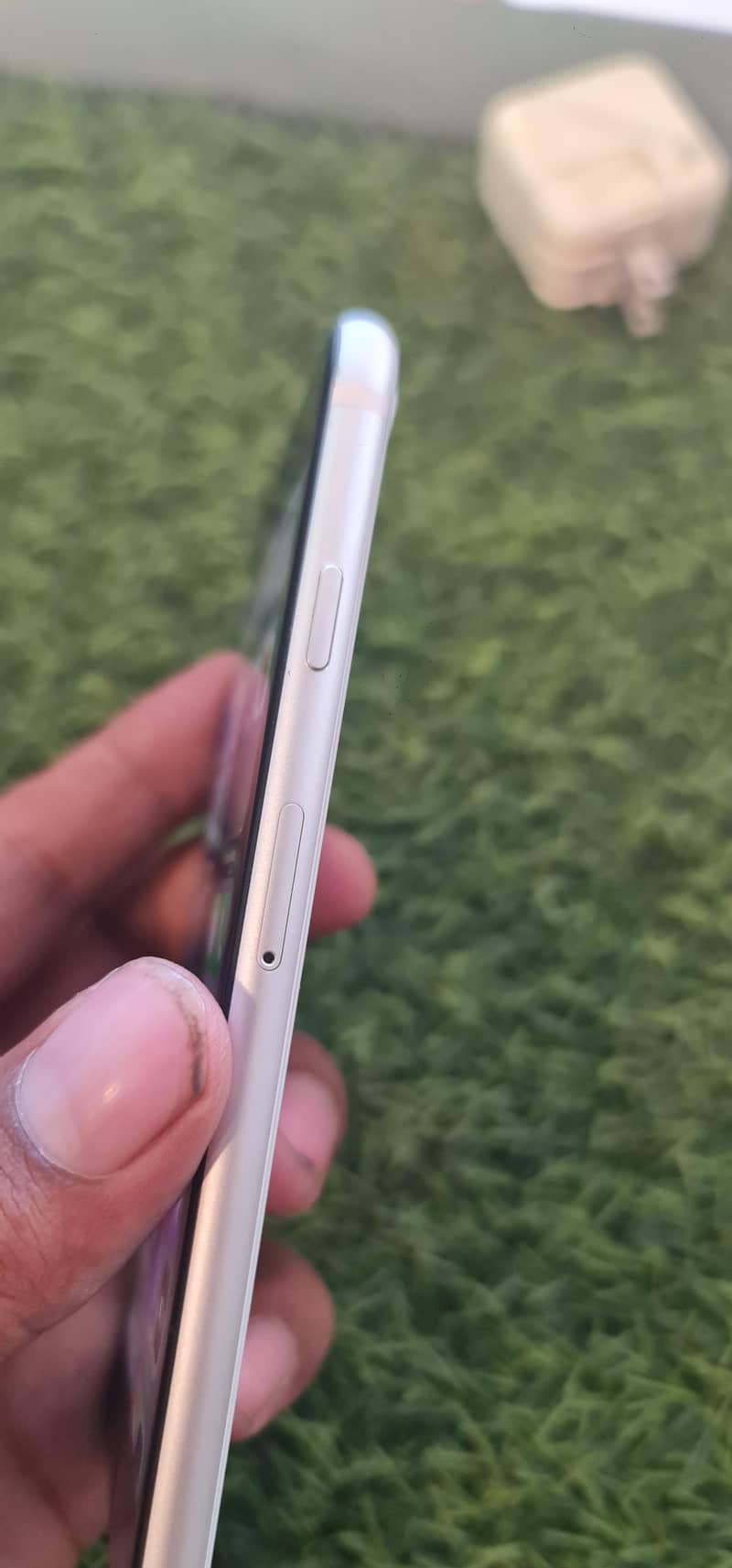 Apple iPhone SE 3