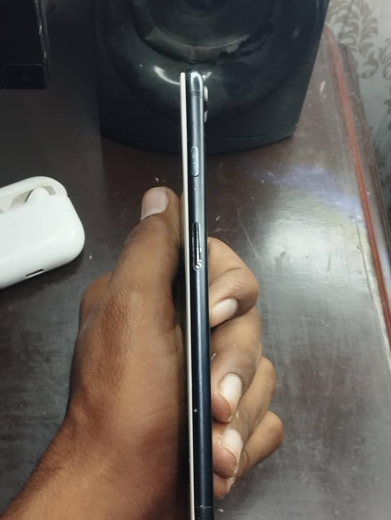 Apple iPhone 7 Plus 5