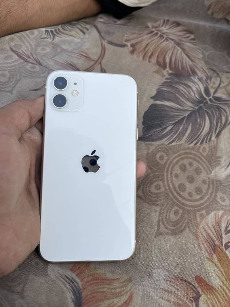 Apple iPhone 11 5
