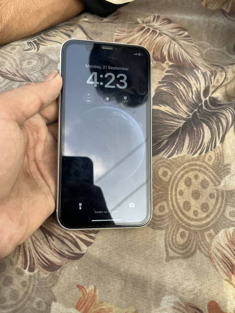 Apple iPhone 11 6