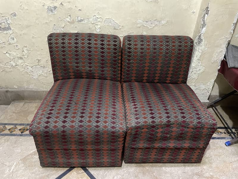 Sofas used condition 2 seter and 1/1 seter 5