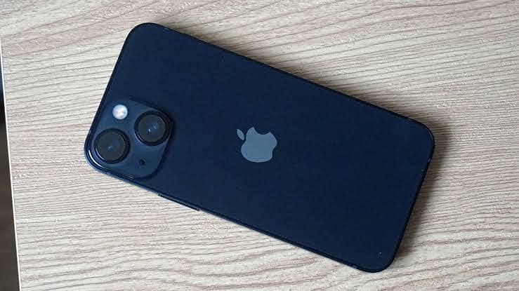 Apple iPhone 14 0