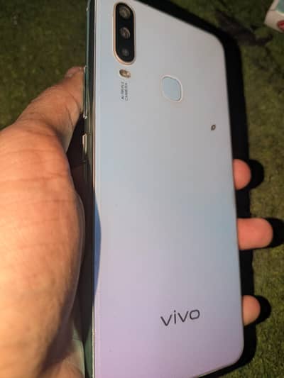 Vivo Y17