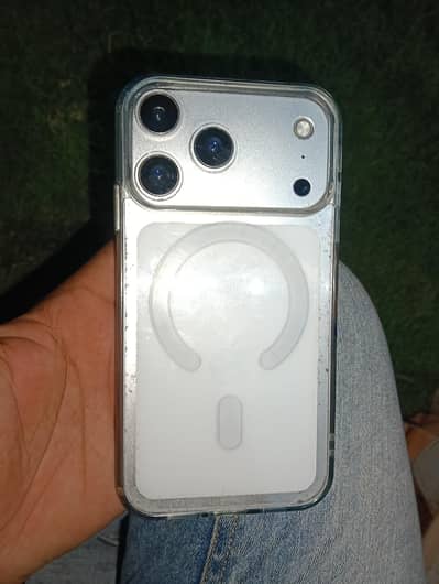 Apple iPhone 11 Converted to 17 pro max