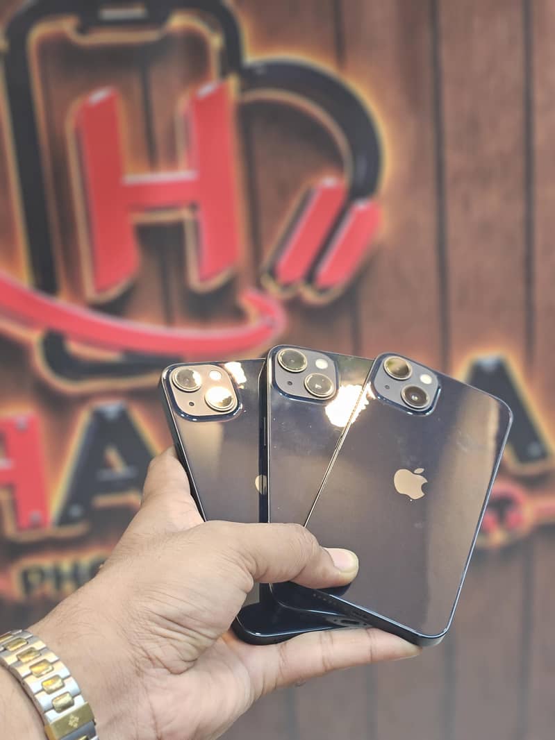 Apple iPhone 13 1