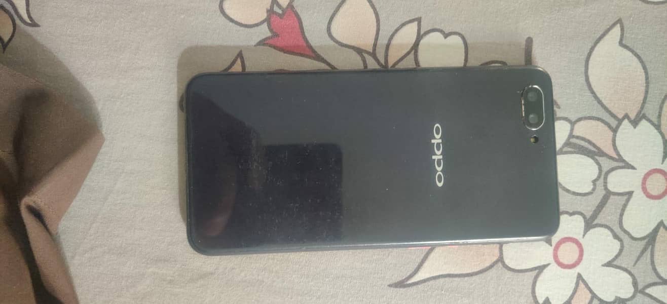OPPO A3s 3