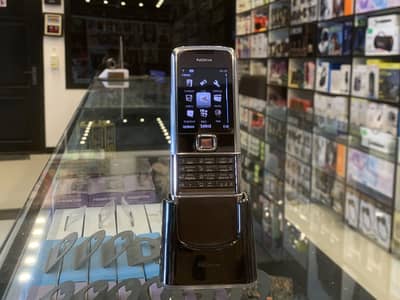 Nokia 8800 Sapphire Arte Pre-Owned with Charging Dock and Charger