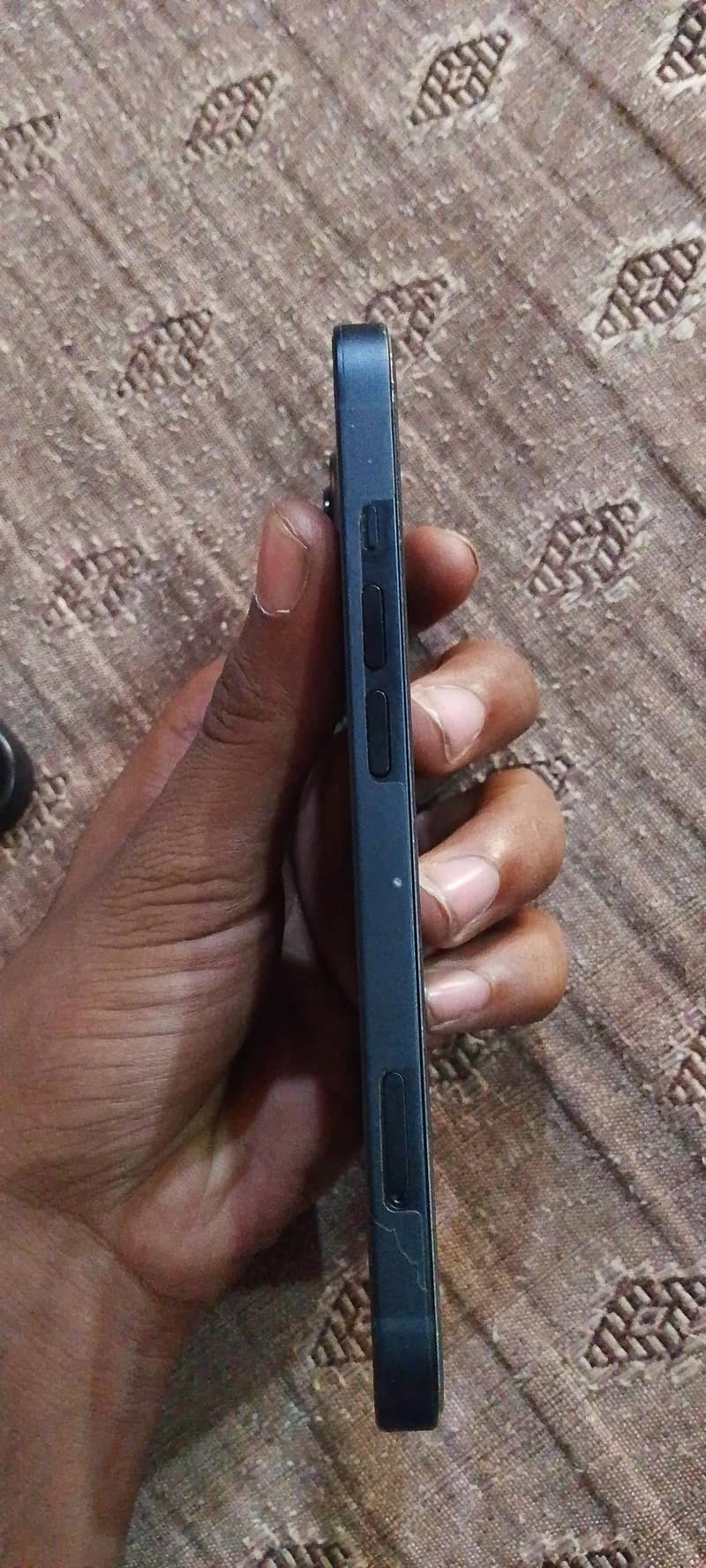 Apple iPhone 13 3