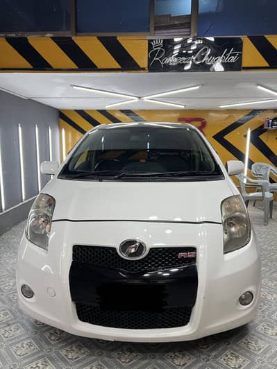 Toyota Vitz 2006 F 1.3