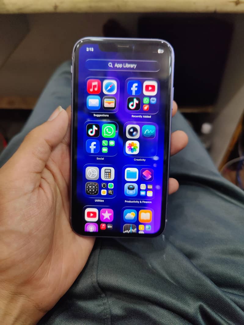 Apple iPhone 11 2