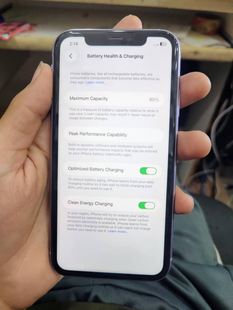 Apple iPhone 11 3
