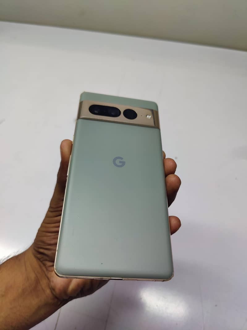 Google Pixel 7 Pro 4