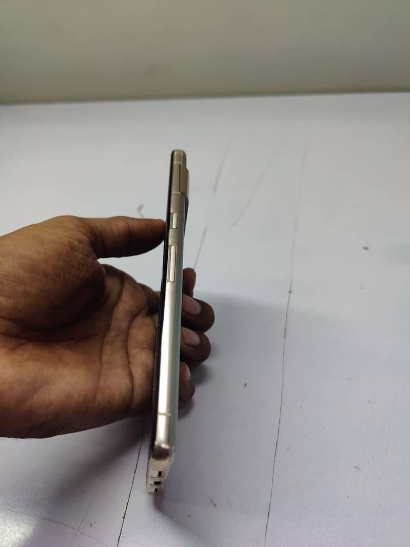 Google Pixel 7 Pro 9