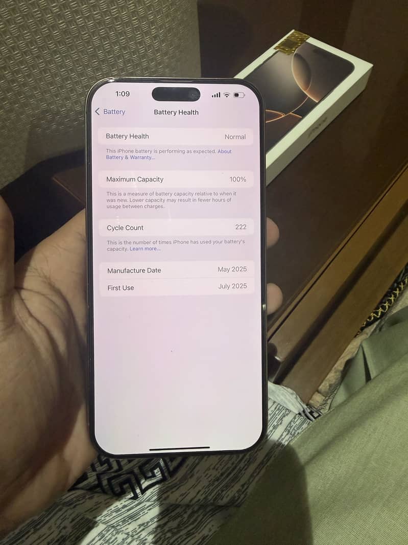 Apple iPhone 16 Pro Max 8