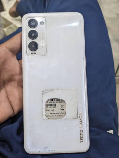 Tecno Camon 18