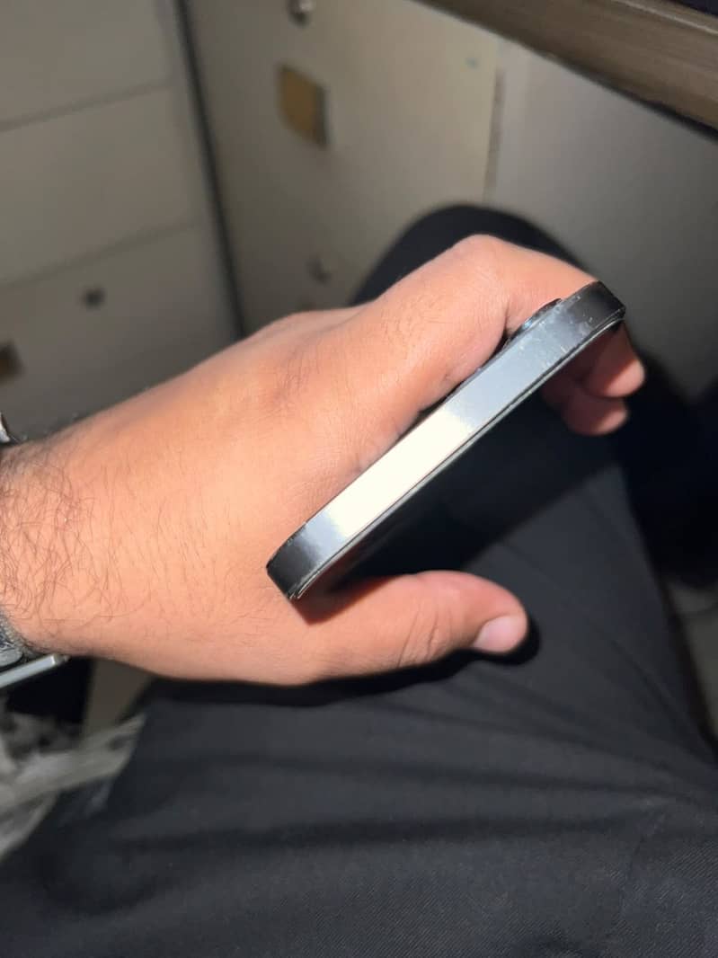 Apple iPhone 12 Pro Max 7