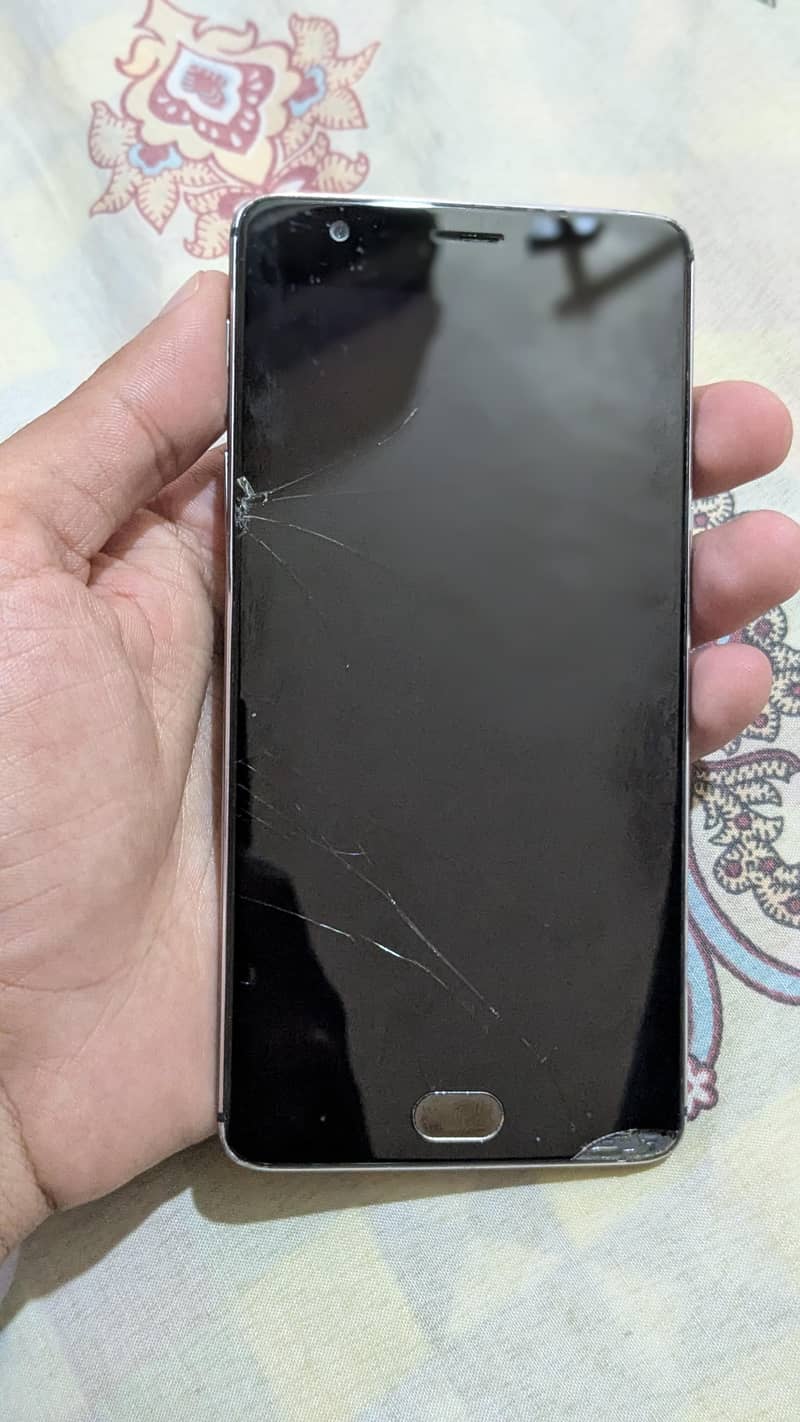 One Plus 3T 5