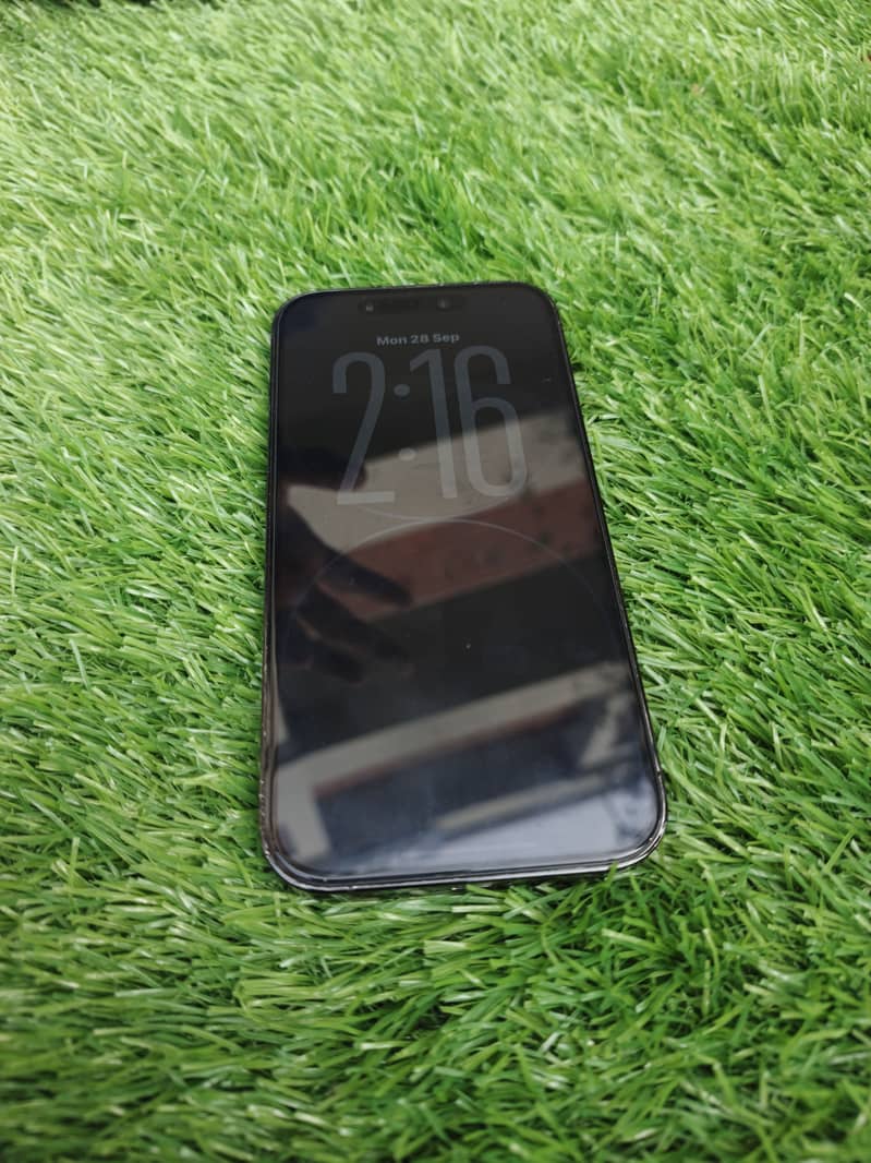 Apple iPhone 14 Pro 0