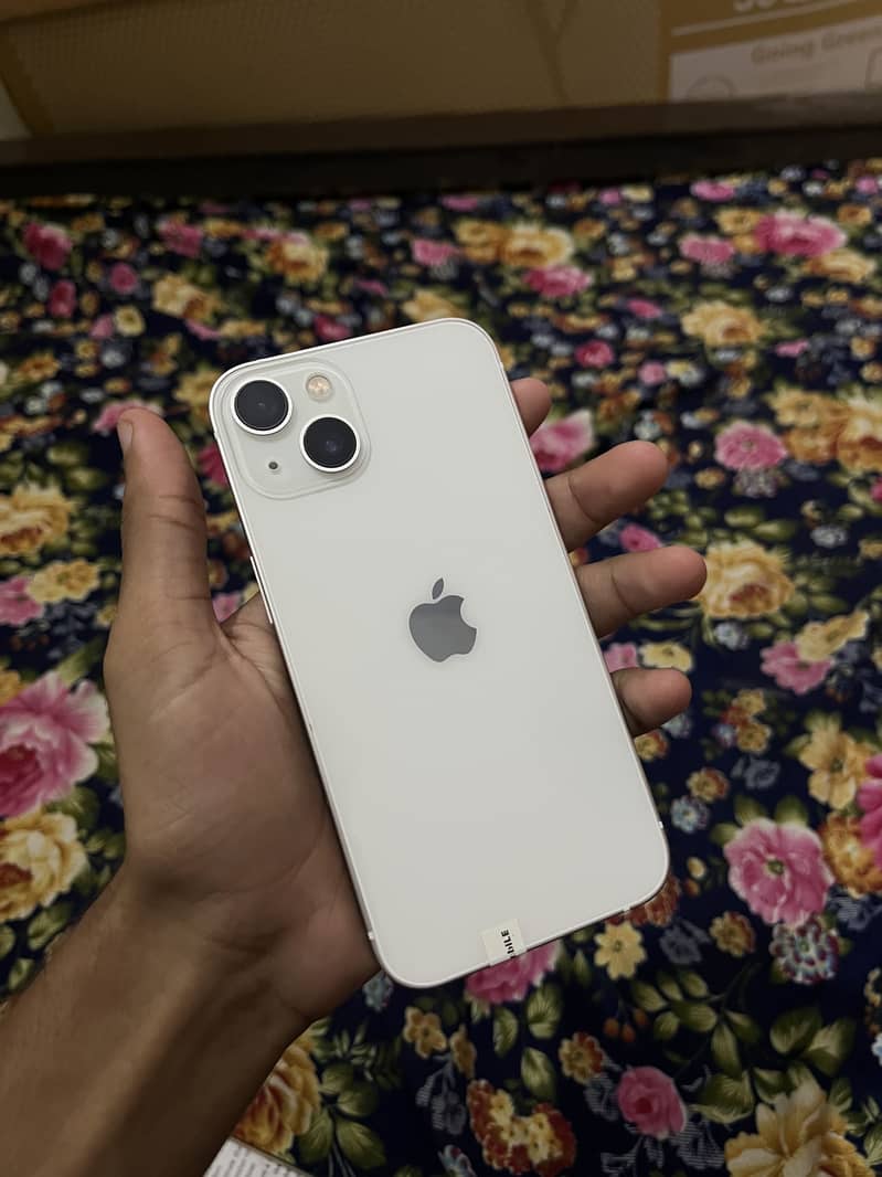 Apple iPhone 13 3