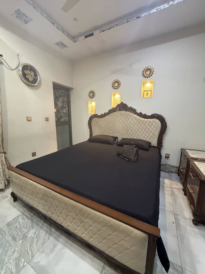 King size bed set 0