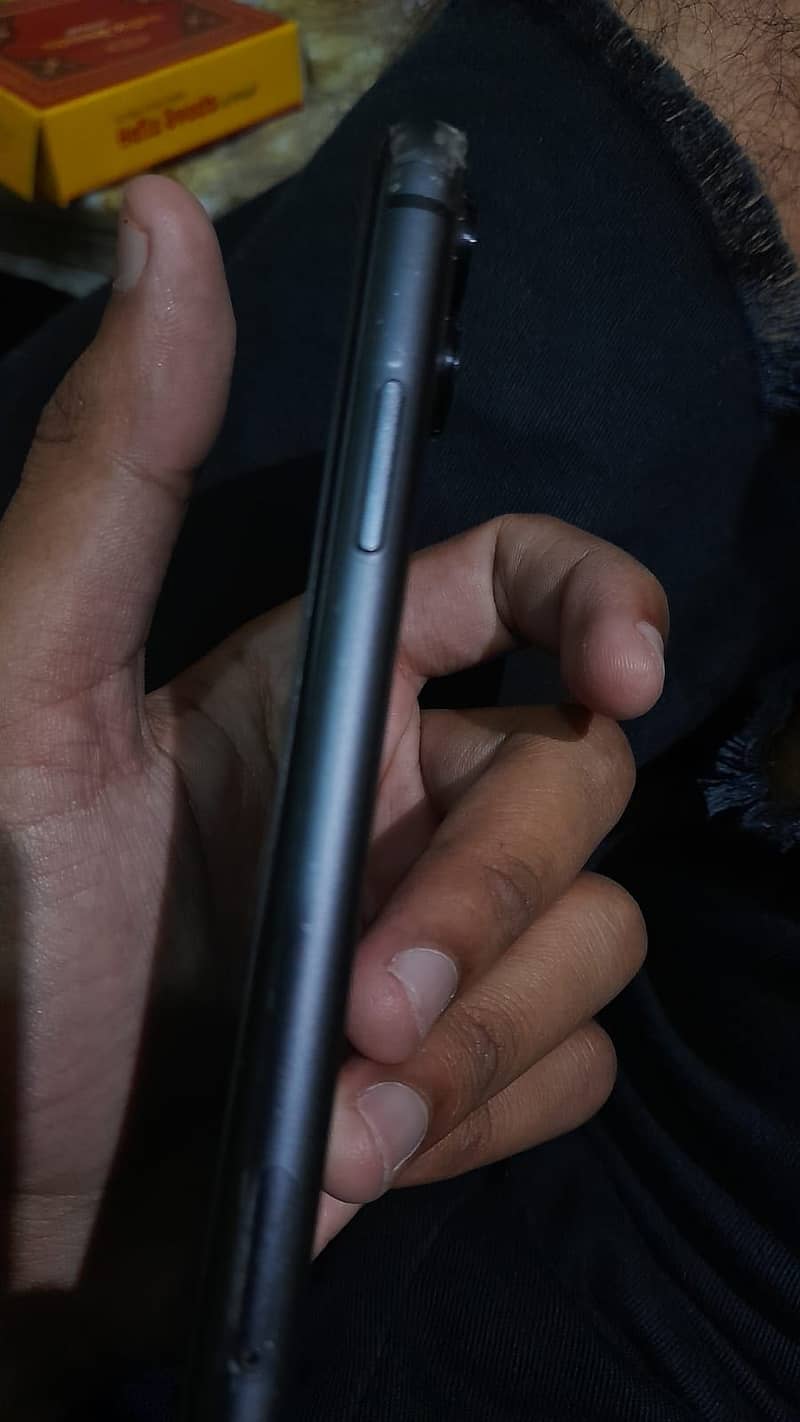 Apple iPhone 11 2