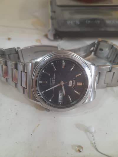 seiko 5 automatic 23 jewels