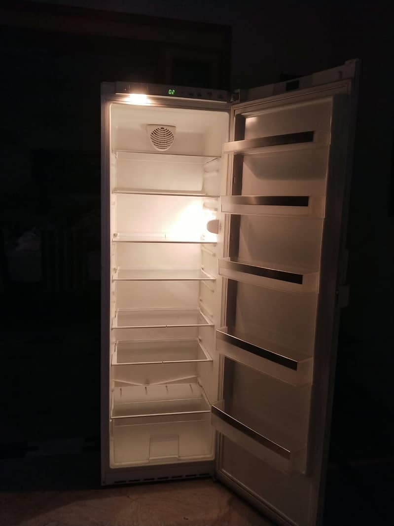 Fridge 4
