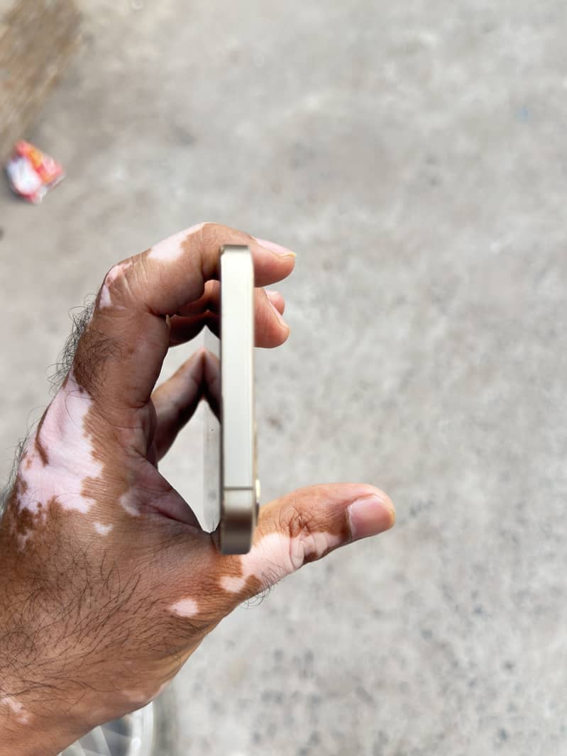 Apple iPhone 12 Pro 1