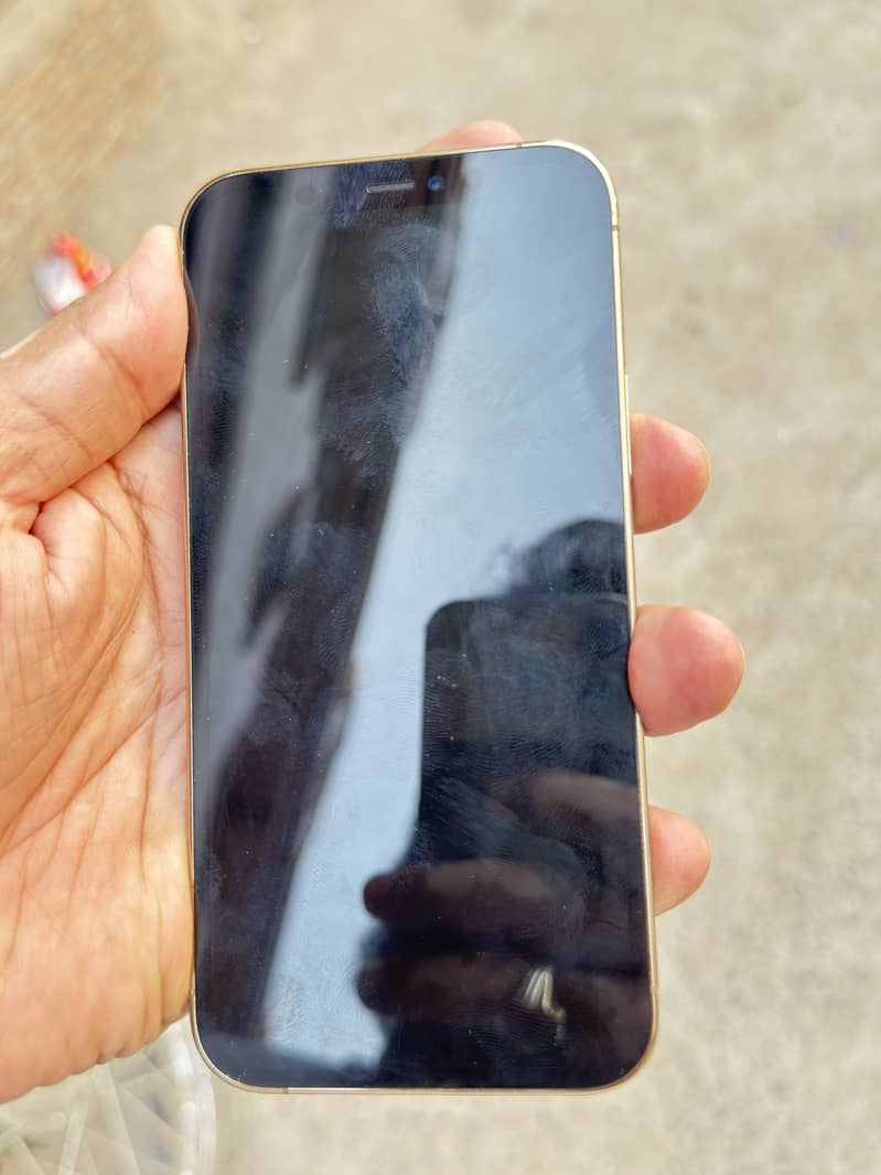 Apple iPhone 12 Pro 6