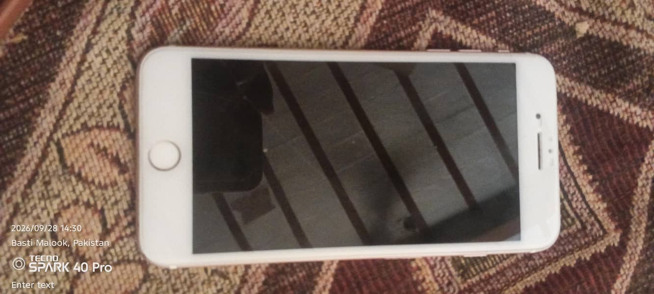 Apple iPhone 7 Plus 0
