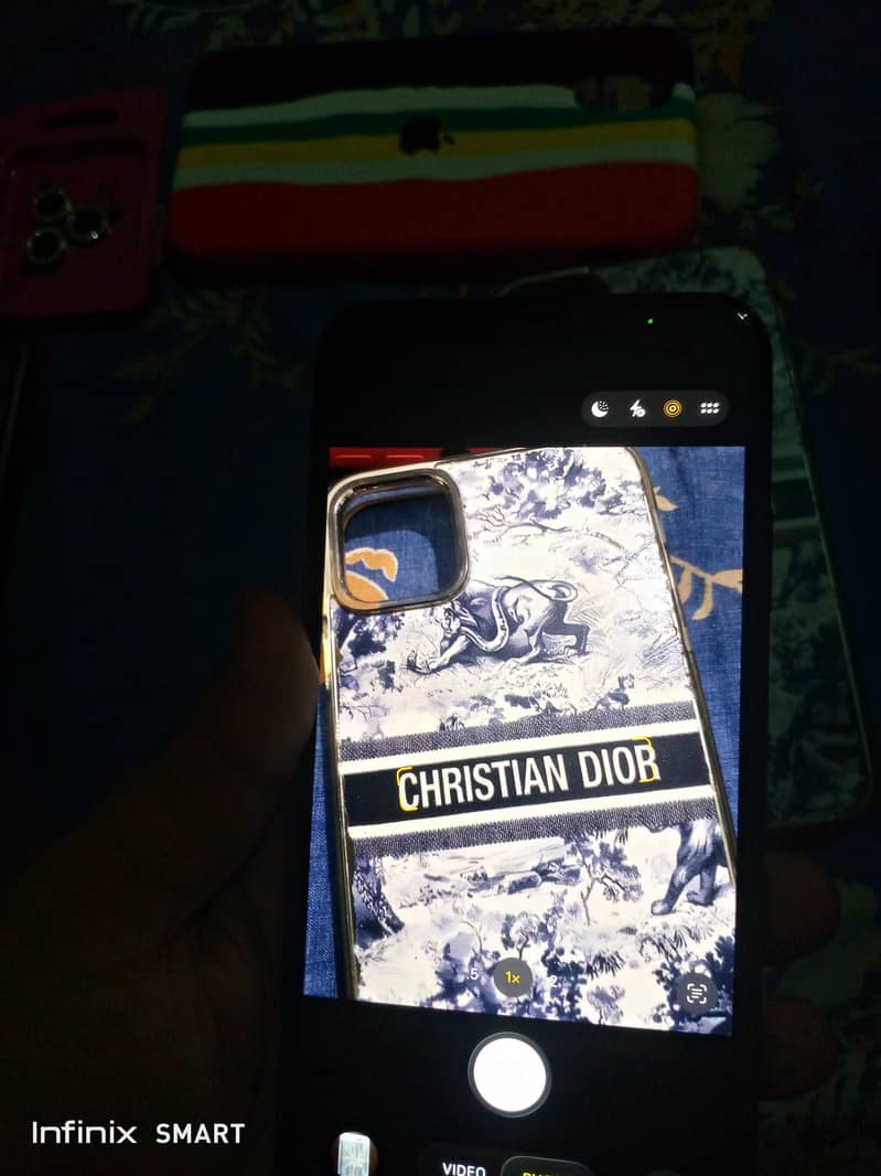 Apple iPhone 11 Pro Max 6