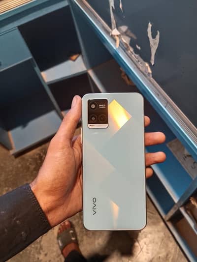 Vivo Y21