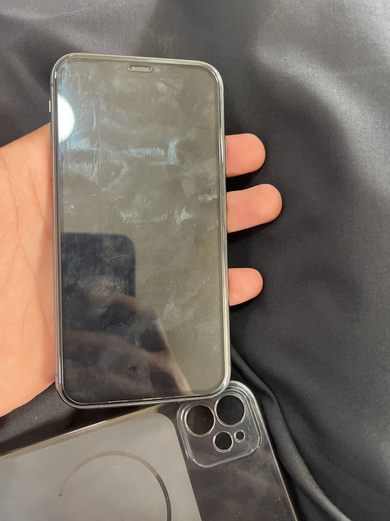 Apple iPhone 11 2