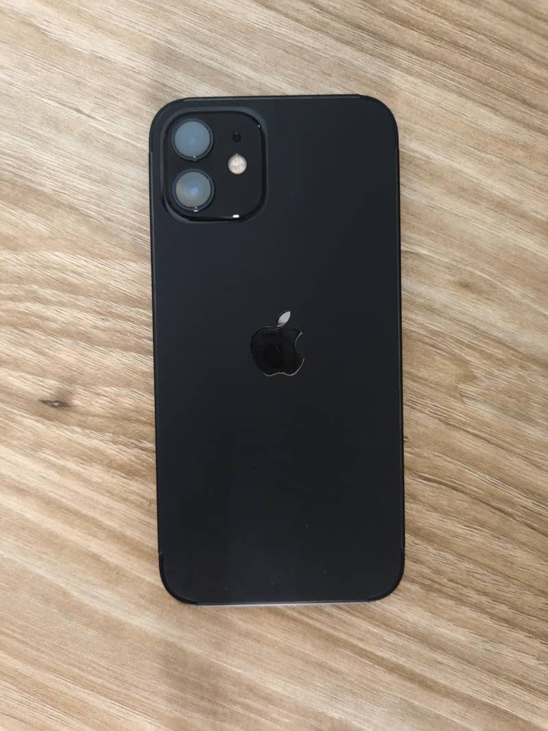 Apple iPhone 12 1