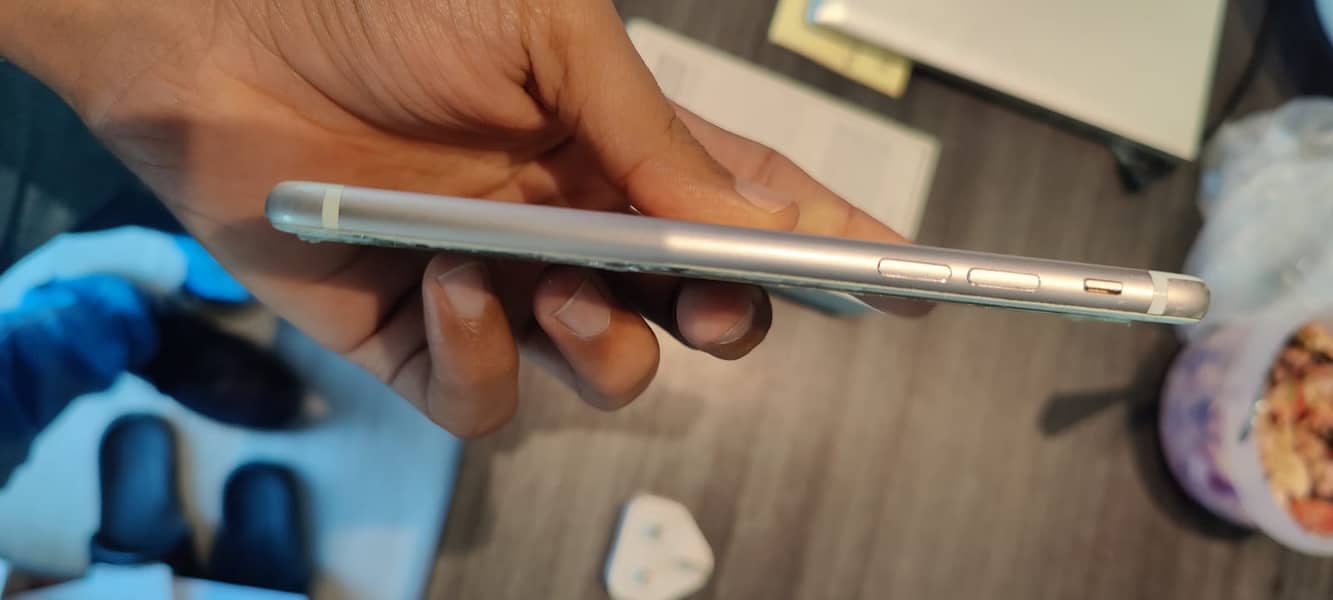 Apple iPhone 7 8