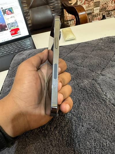 Apple iPhone 13 Pro 128gb Condition 10/10 Official Pta Approved