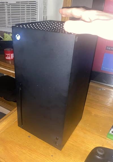 Microsoft XBOX series X 1TB with Controler