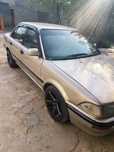 Toyota Corolla 1990