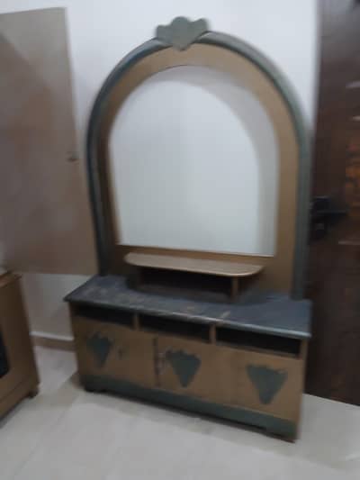 Dressing tabel for sale good condition