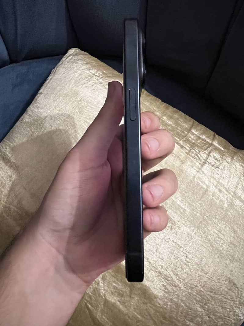 Apple iPhone 15 Pro 5