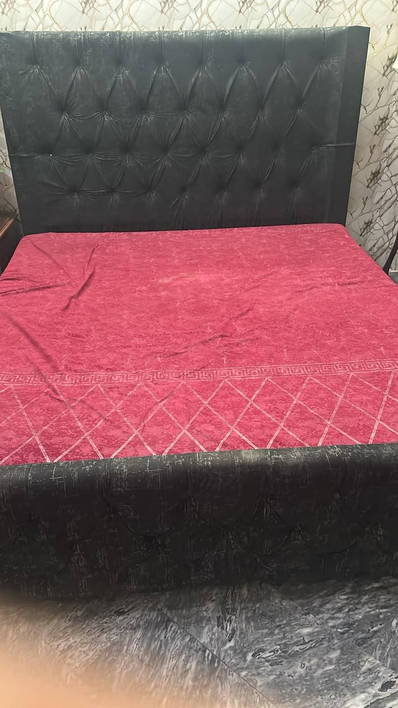 king bed 1