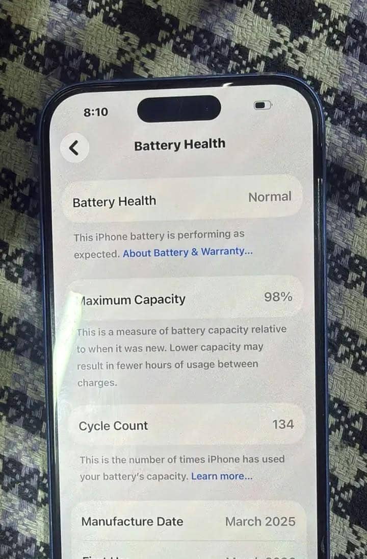 Apple iPhone 16 1