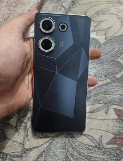 Tecno CAMON 20