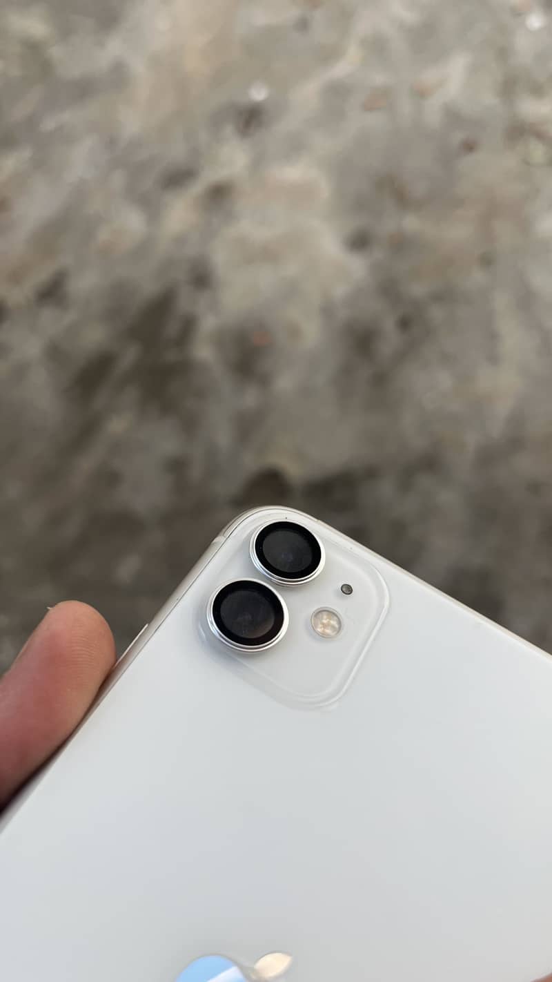 Apple iPhone 11 5