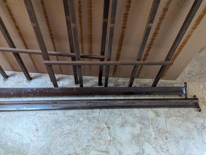 Iron Bed 4