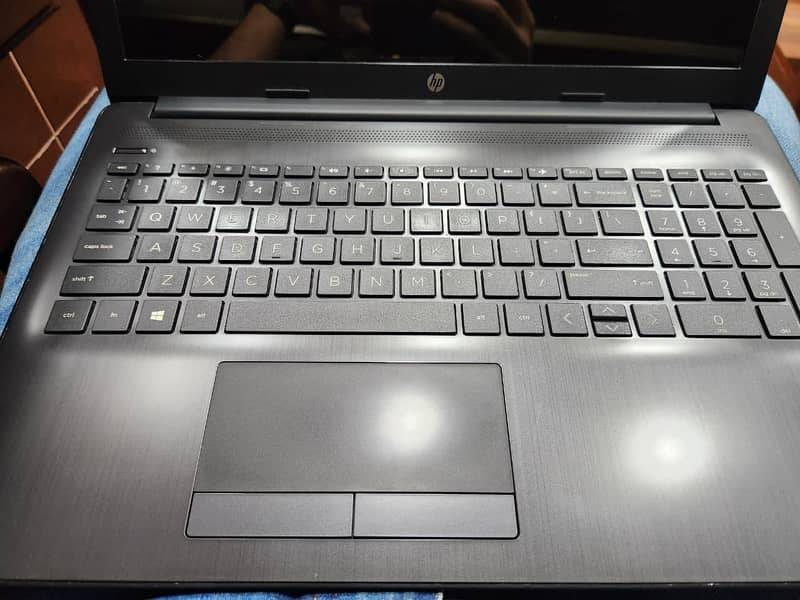 Hp corei3 7th generation 1