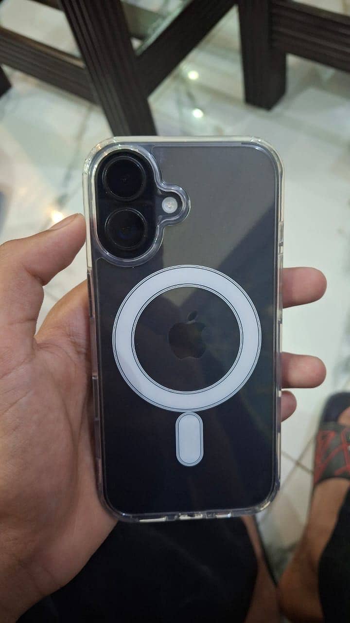 iPhone 16 1