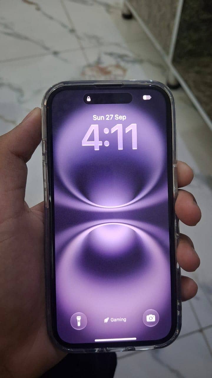 iPhone 16 2