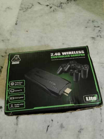 2.4G wireless controller gamepad